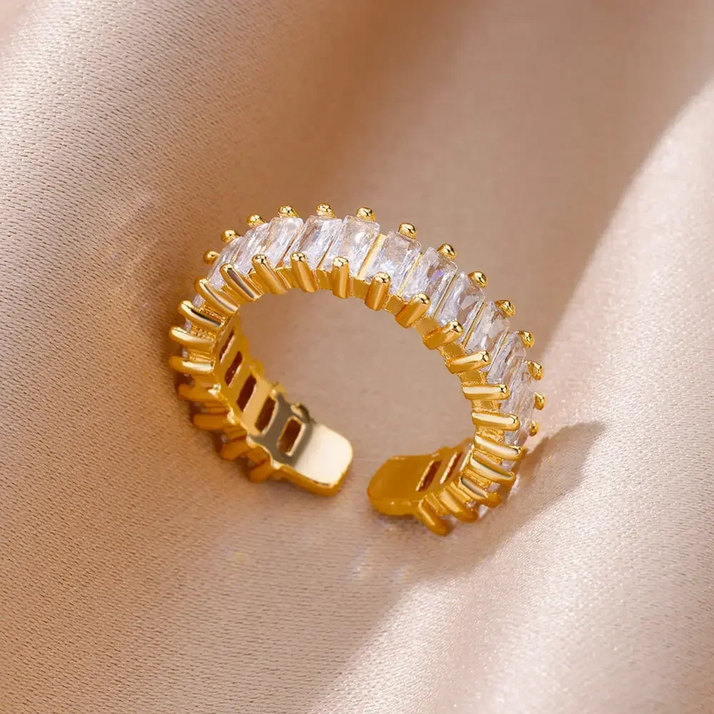 Crystal Clear Ring, gold-tone