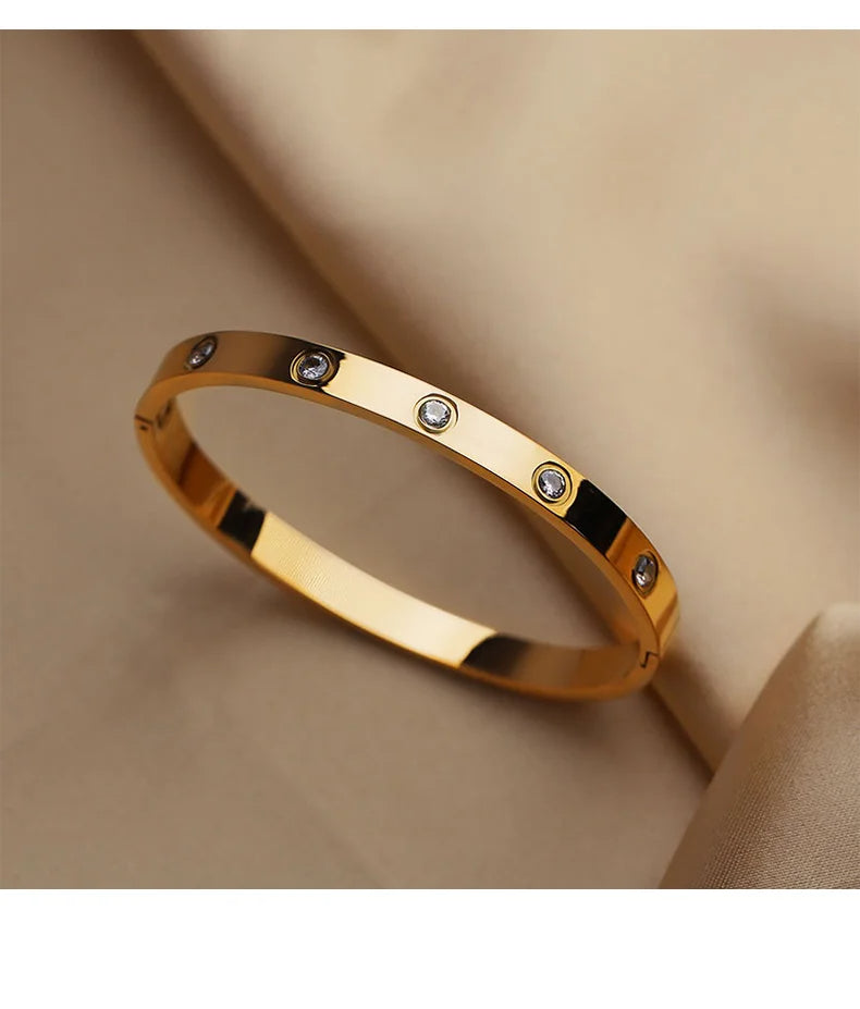 Gentle Bloom Bracelet