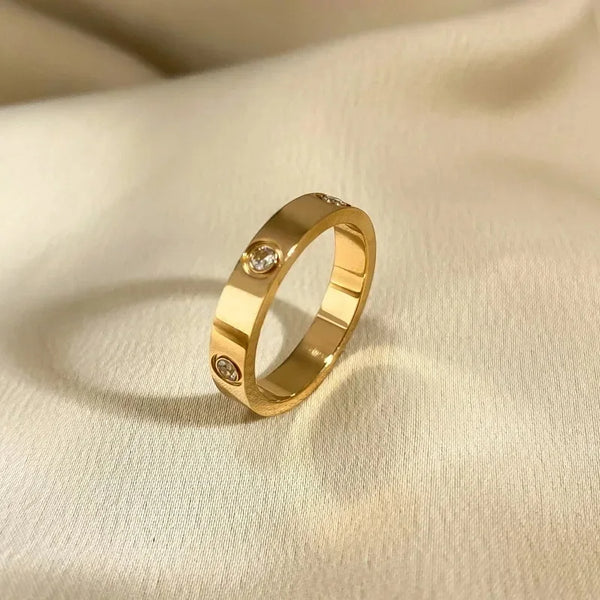 Graceful Arc Ring