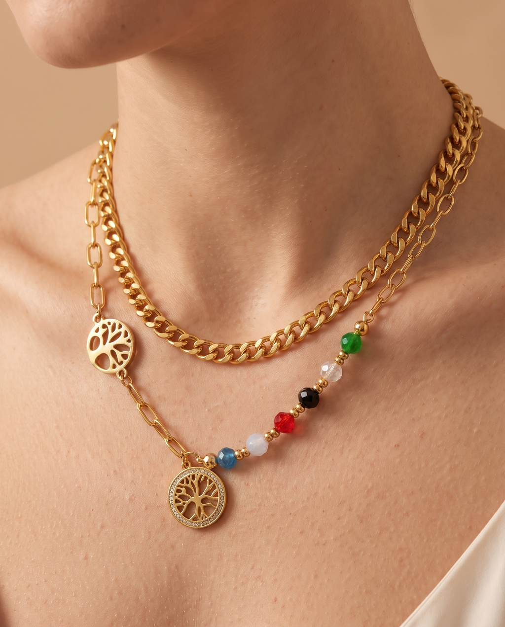 Morning Bliss necklace from the set, worn | Morning Bliss ketting uit de set, gedragen