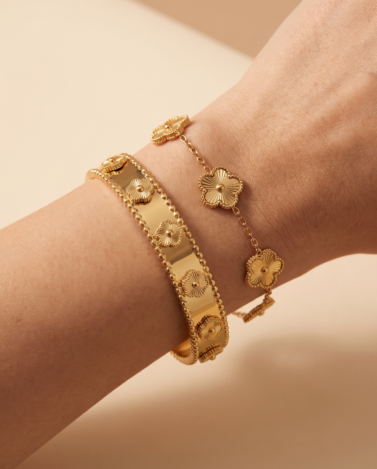 Gentle Shine Bracelet Set, close-up detail | Gentle Shine armbandenset, close-up detail
