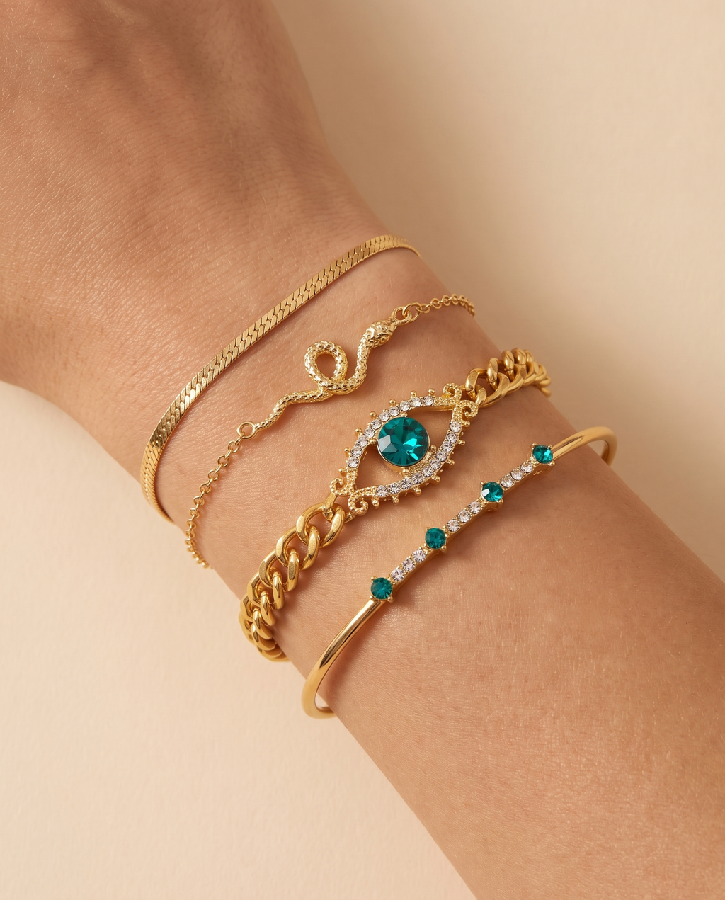 Pure Delight 4-Piece Bracelet Set, close-up detail | Pure Delight 4-Piece armbandenset, close-up detail