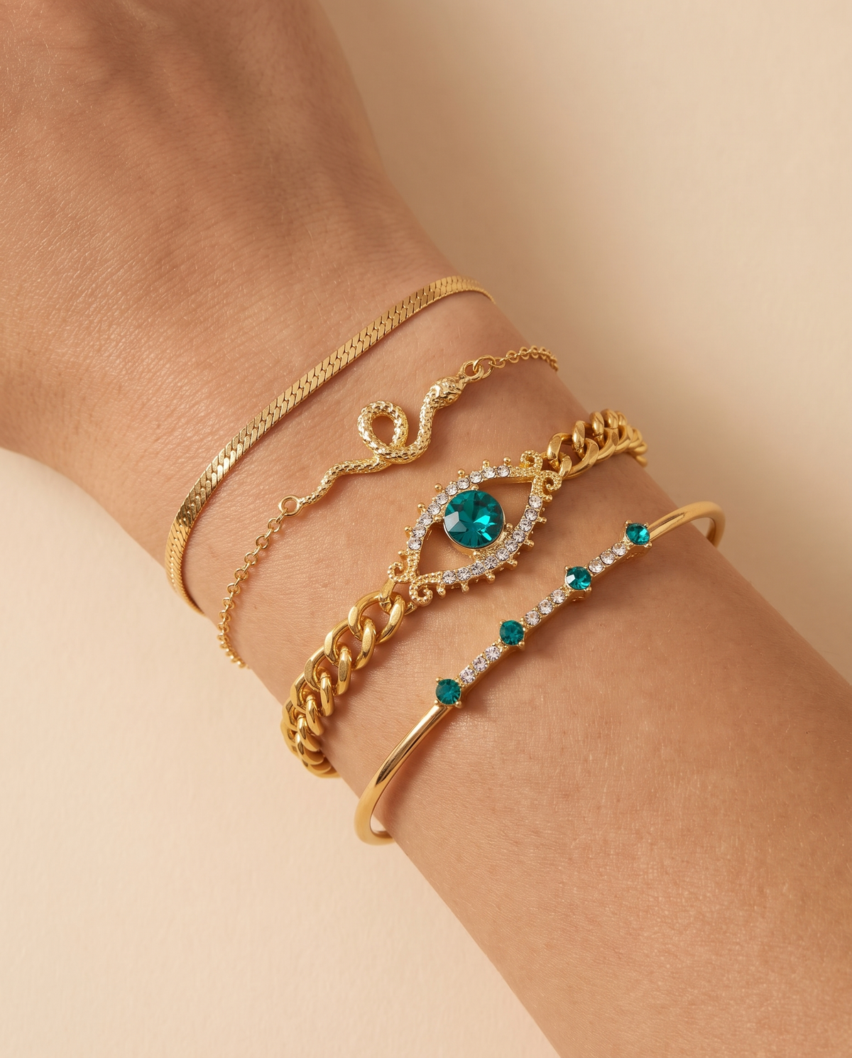 Pure Delight 4-Piece Bracelet Set, close-up detail | Pure Delight 4-Piece armbandenset, close-up detail
