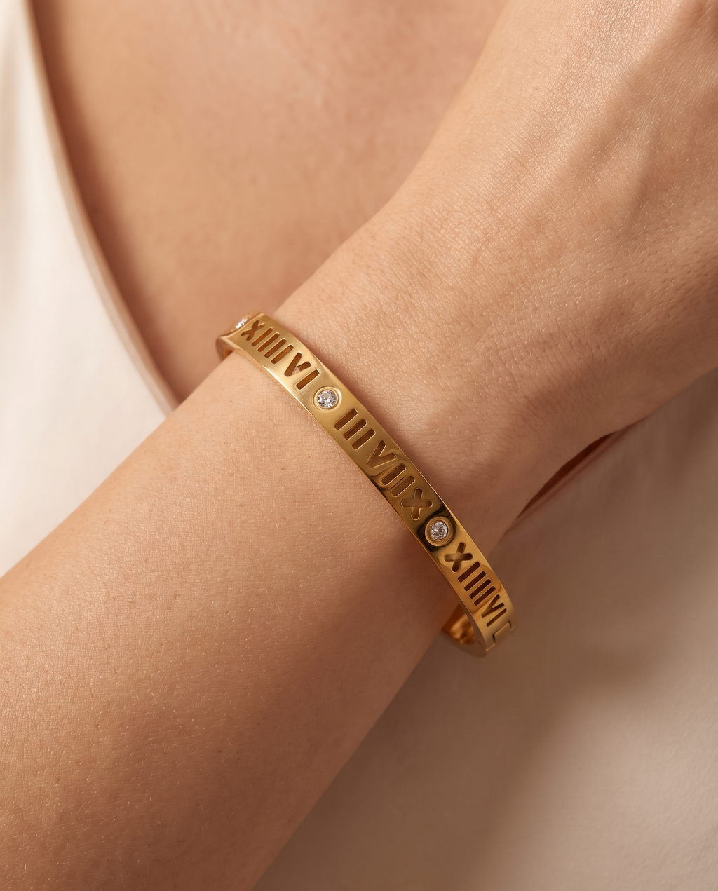 Golden Whisper Bracelet, close-up detail | Golden Whisper armband, close-up detail