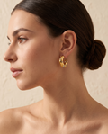 Dreamy Sunset Gold-Tone Sparkle Earrings, gold-tone, worn on model | Dreamy Sunset oorbellen, goudkleurig, gedragen door model