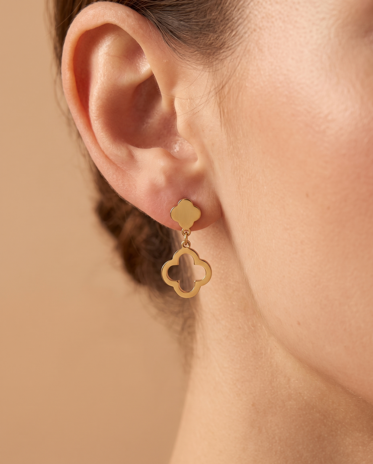 Velvet Shine Earring, close-up detail | Velvet Shine oorbellen, close-up detail
