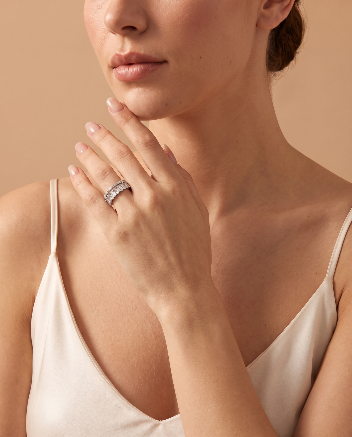 Crystal Spark Ring, lifestyle on model | Crystal Spark ring, lifestyle op model