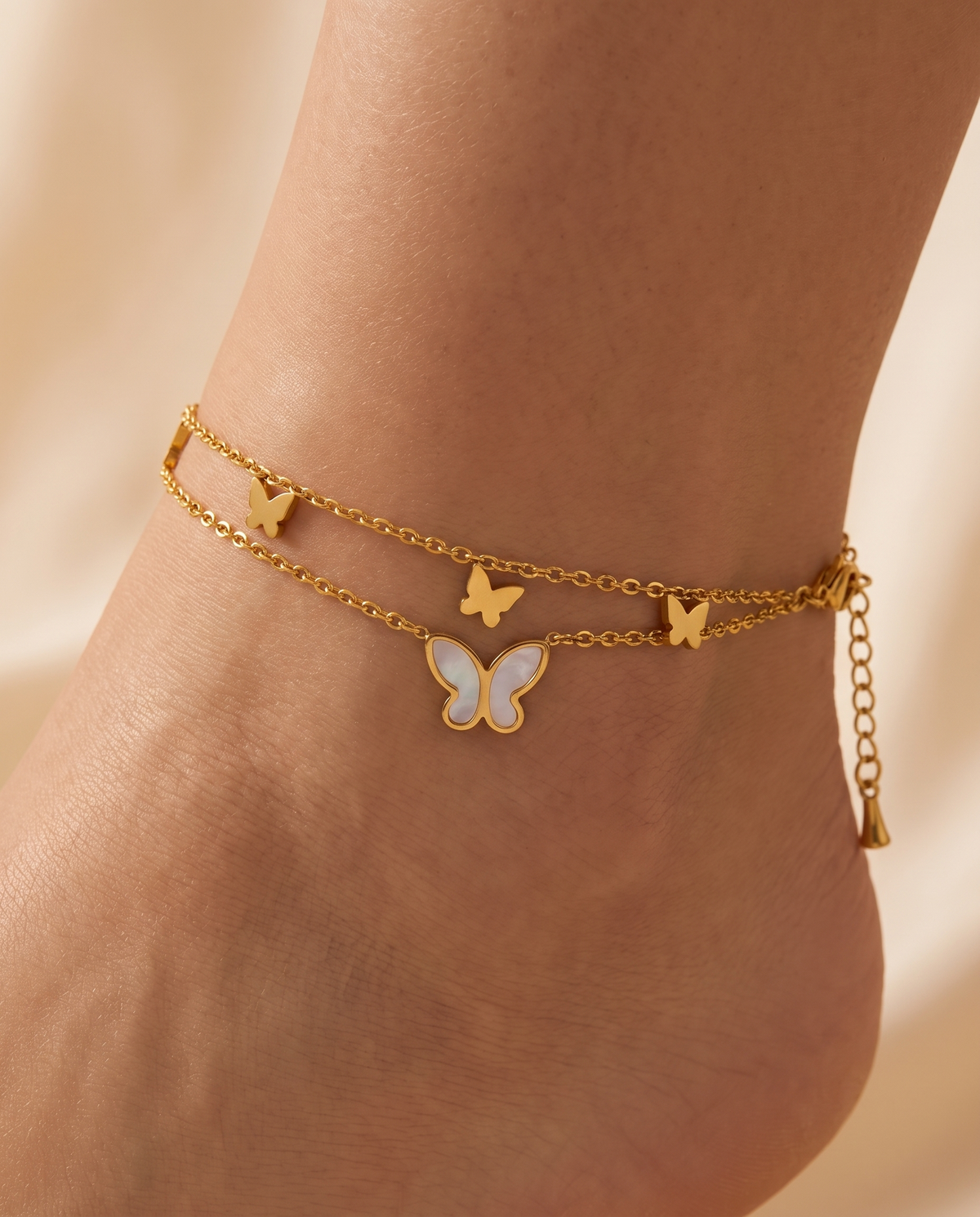 Soft Glow Anklet, close-up detail | Soft Glow enkelbandje, close-up detail