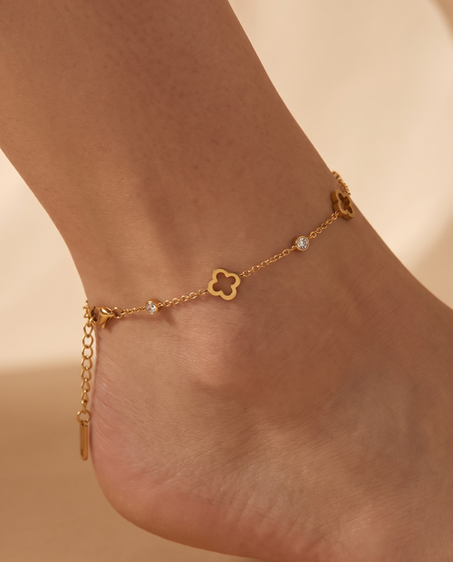 Bright Bloom Anklet, close-up detail | Bright Bloom enkelbandje, close-up detail