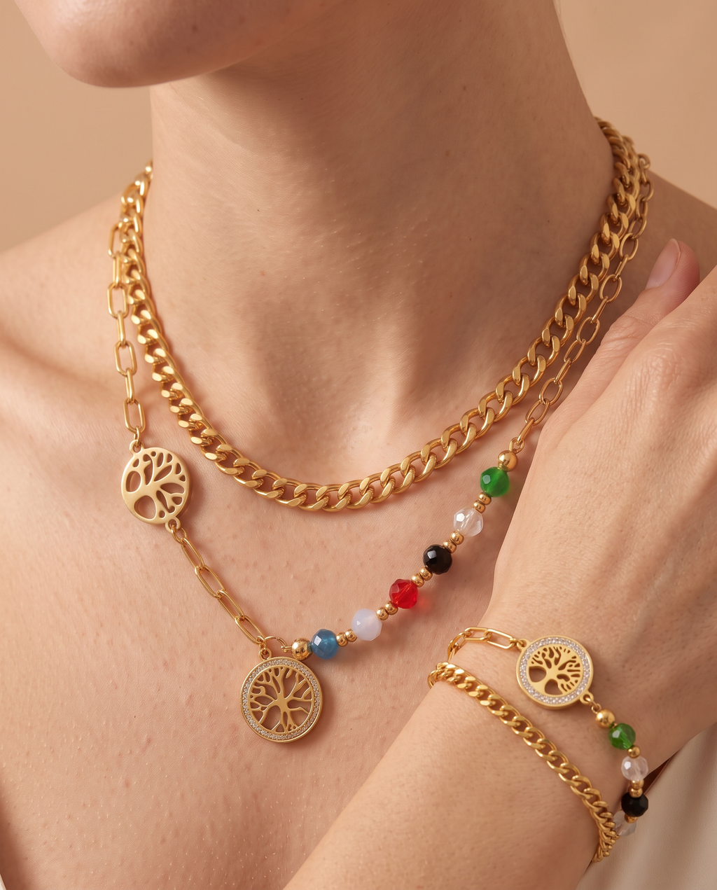 Morning Bliss necklace and bracelet set worn together | Morning Bliss ketting en armband samen gedragen