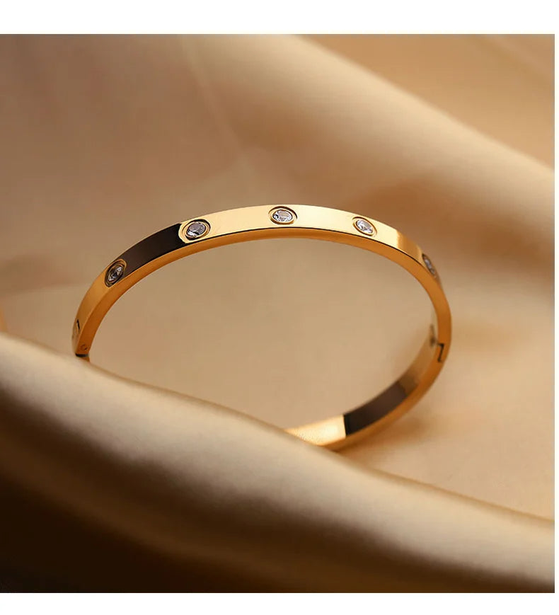 Gentle Bloom Bracelet